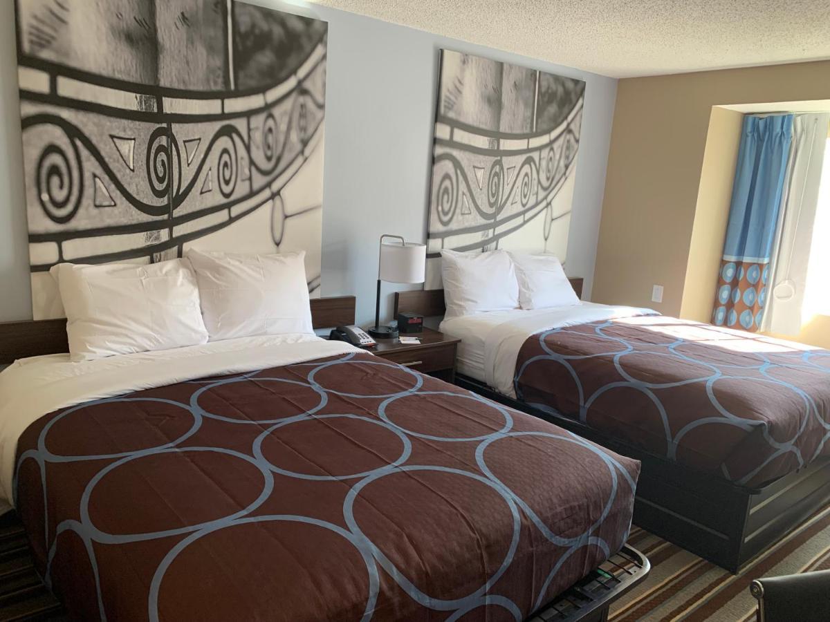 Super 8 By Wyndham Joliet Hotell Exteriör bild